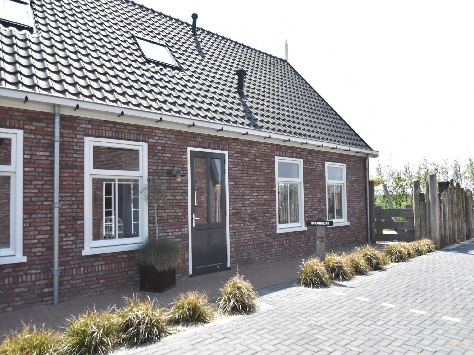Vakantiehuis Hazenborgh In Near The Sea